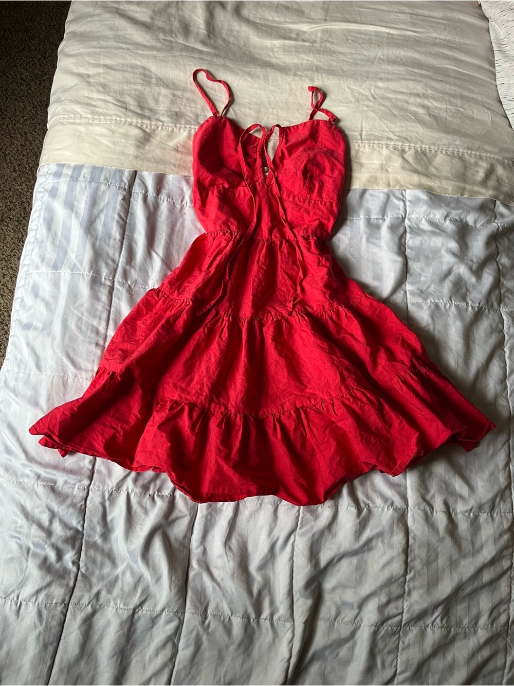 Jessica Simpson dress